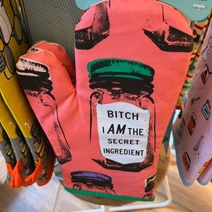 Meet your Posher, Emilie